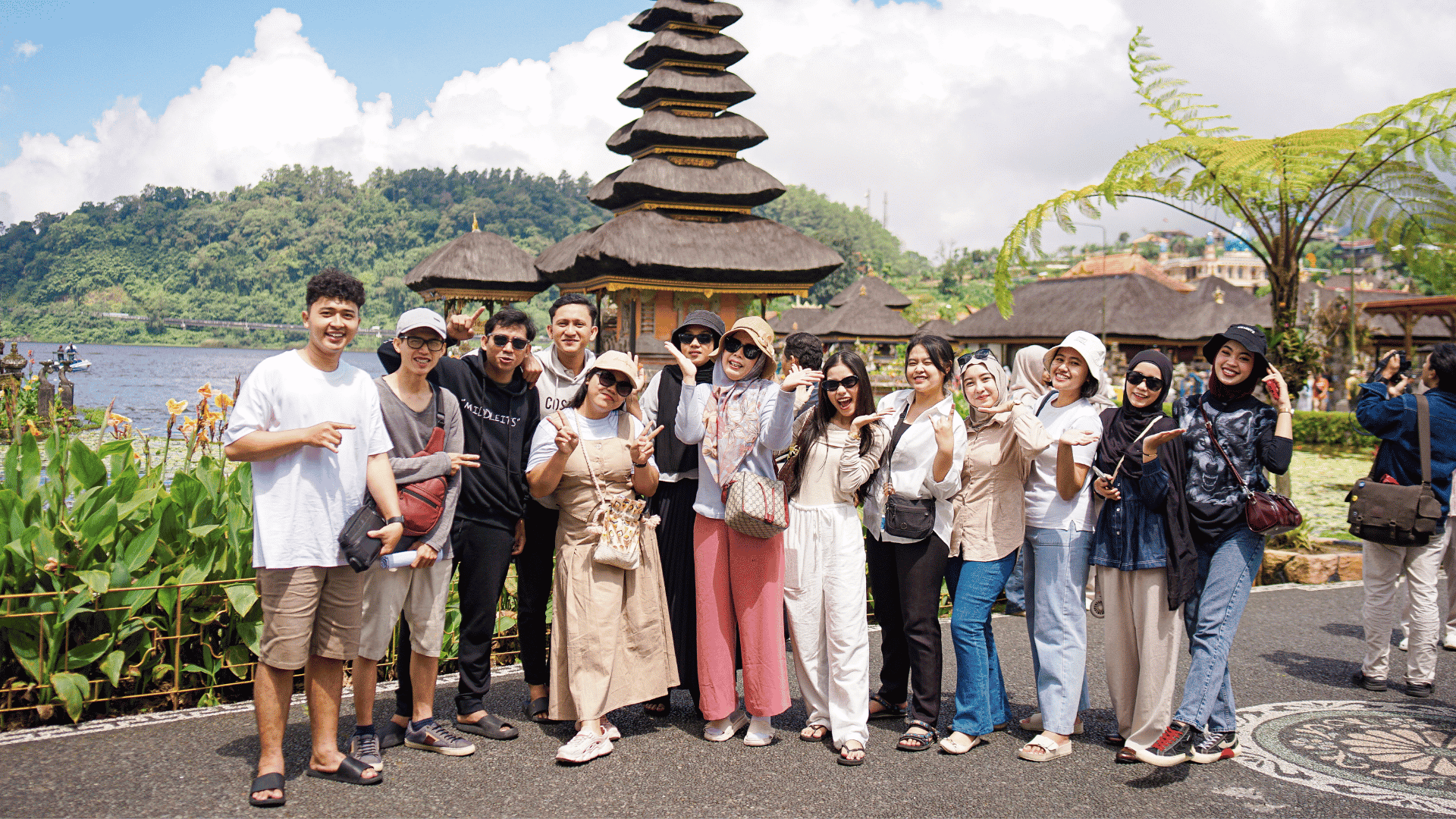 Boncafe Surabaya Pulang Membawa Cerita, Bukan Sekadar Foto dari Bali