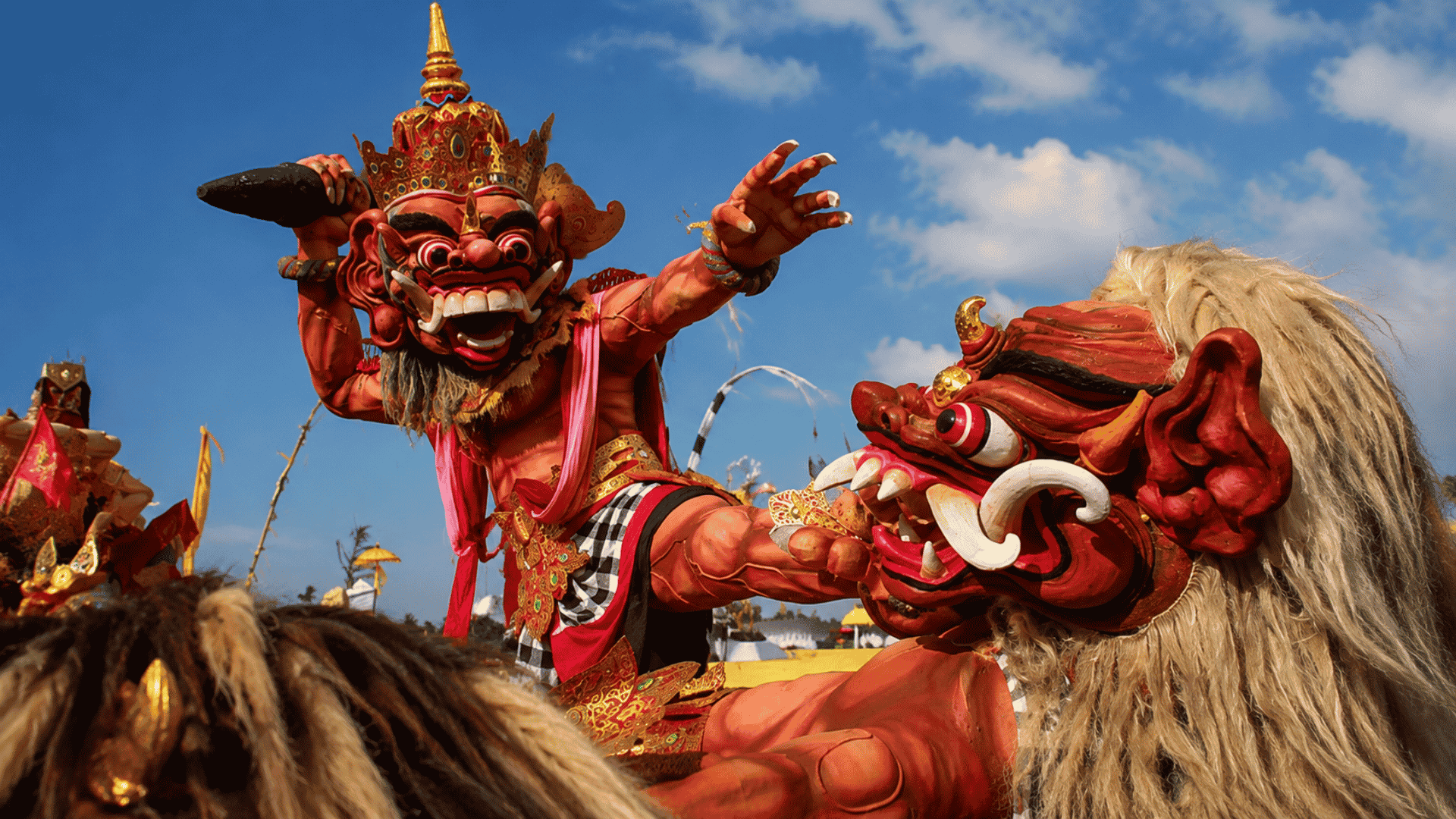 OGOH OGOH BALI: TRADISI NYEPI YANG MEMIKAT WISATAWAN DUNIA